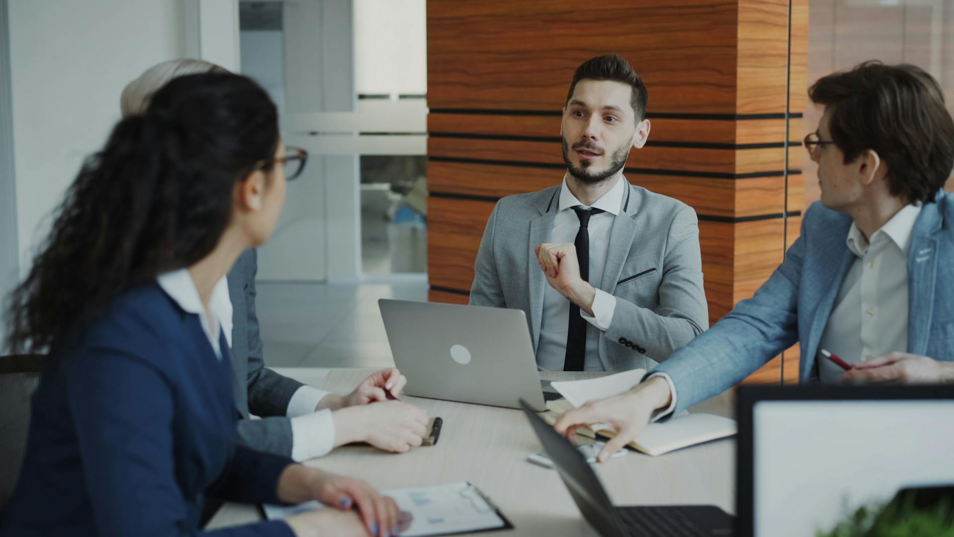 Perform engineers working with a client team